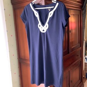 Lilly Pulitzer T shirt dress in size L